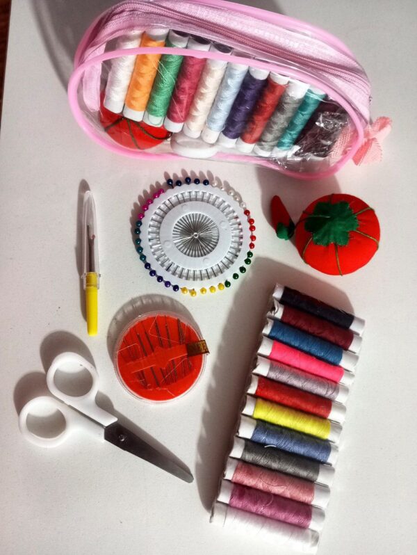 KIT DE COSTURA  PARA VIAJE - Imagen 2